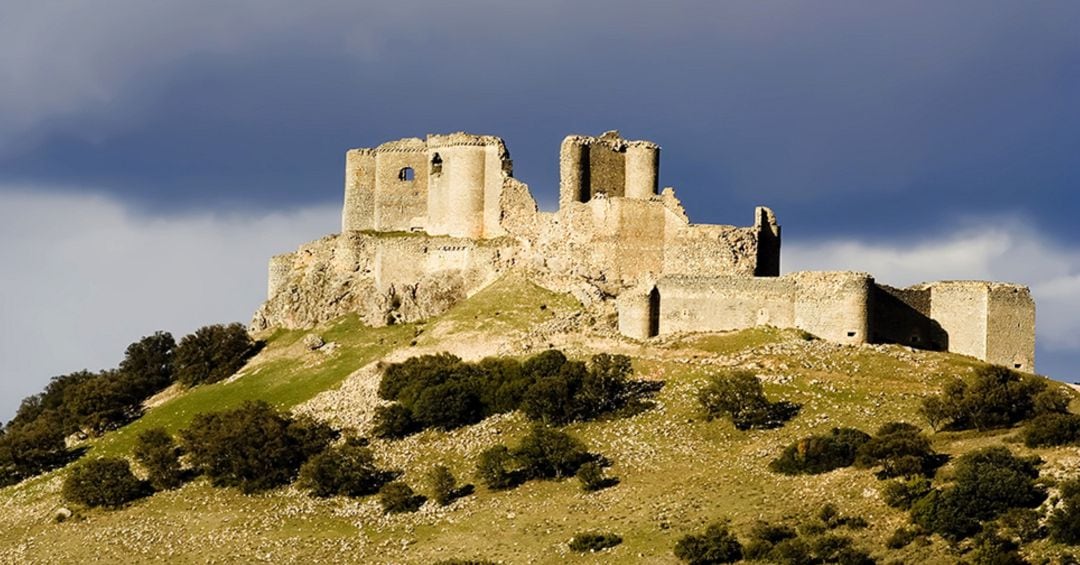 Castillo de Puebla de Almenara (Cuenca).