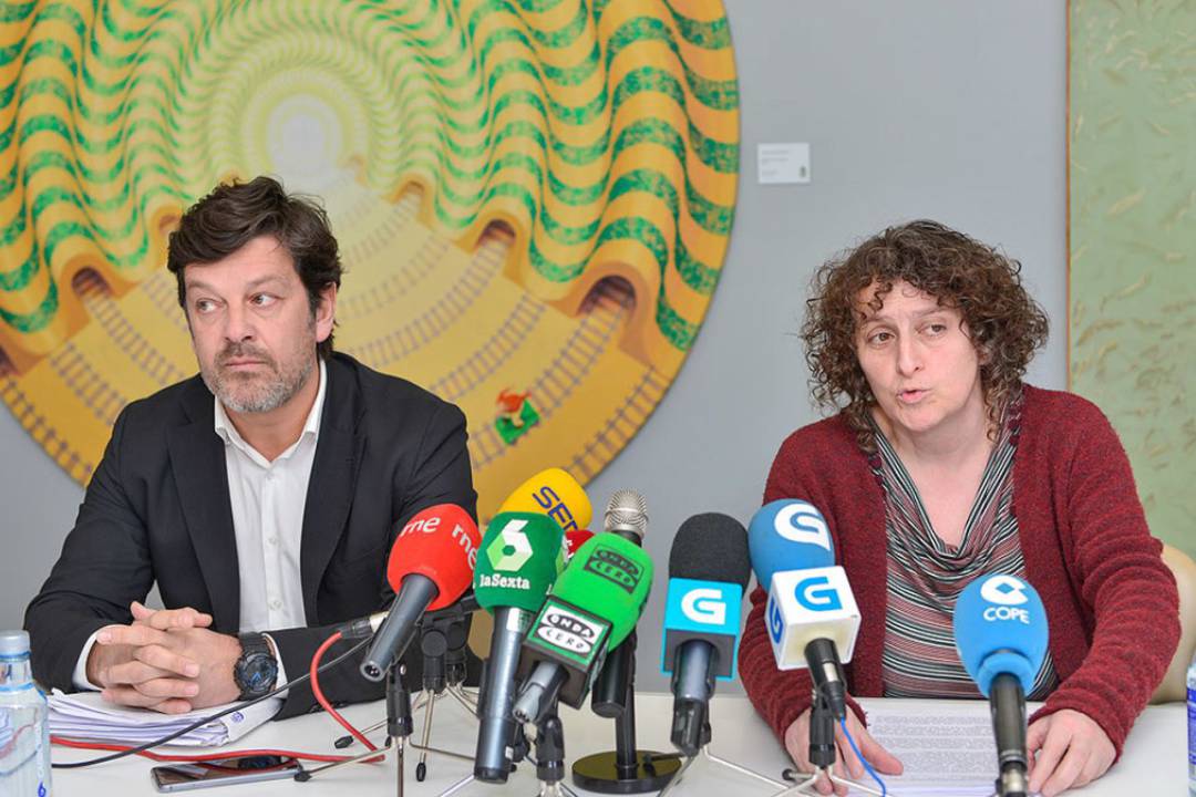 Xavier Ferreira, autor del informe jurídico, y Goretti Sanmartín