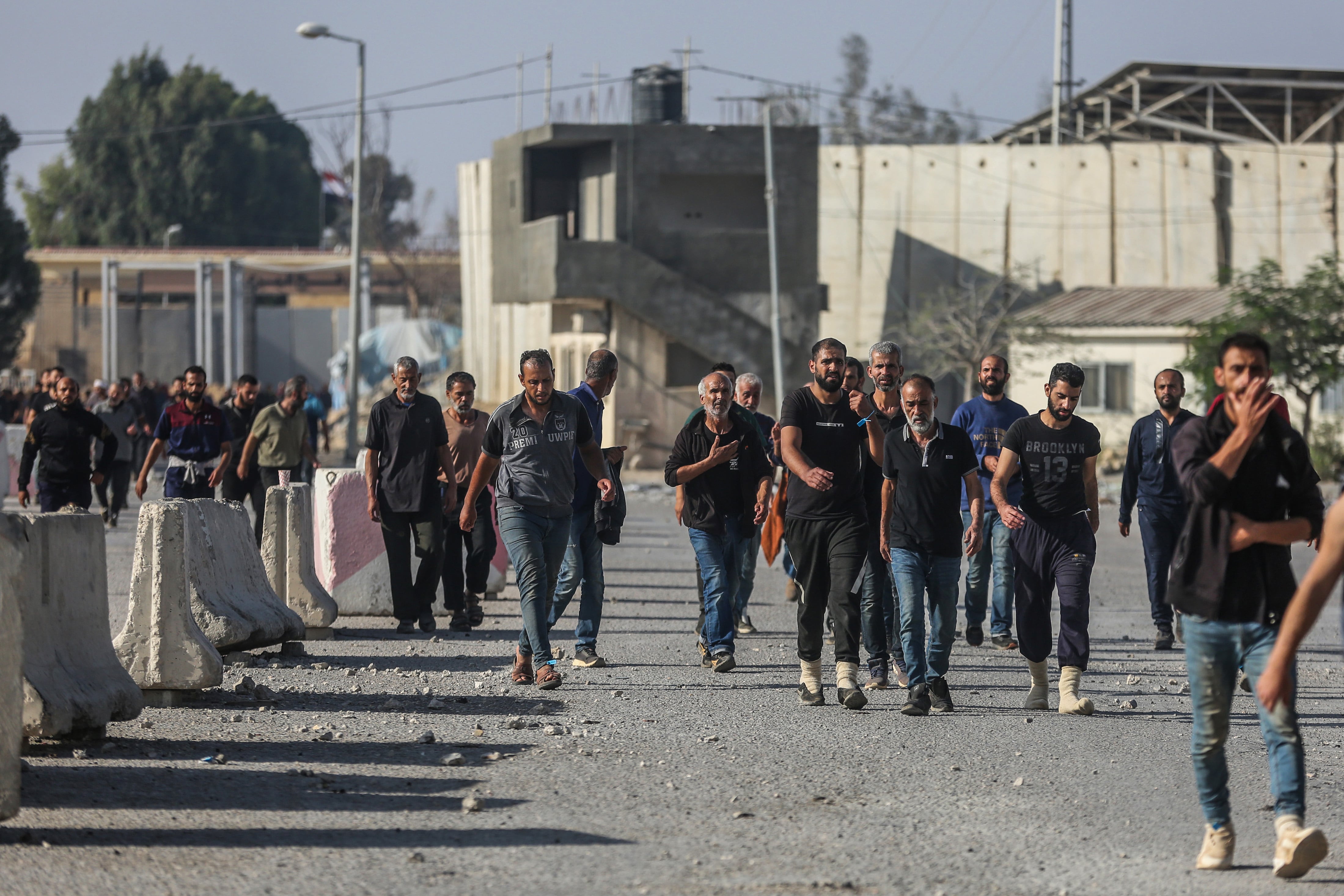 Trabajadores palestinos obligados a volver a Gaza en la mañana del 3 de noviembre