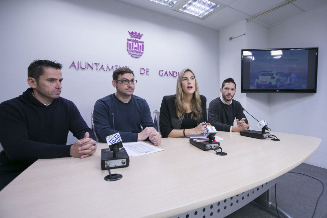 Nacho Aviñó, Manolo Manrique, Lydia Morant y Nacho Cuevas en la presentación del rally