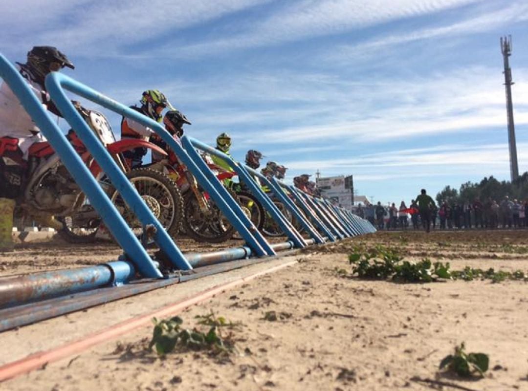 Alhama acoge este fin de semana el Campeonato de España de Motocross.