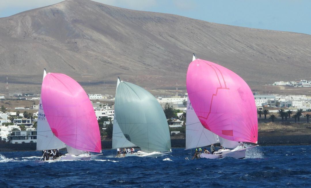 Un momento de la primera regata de la temporada.