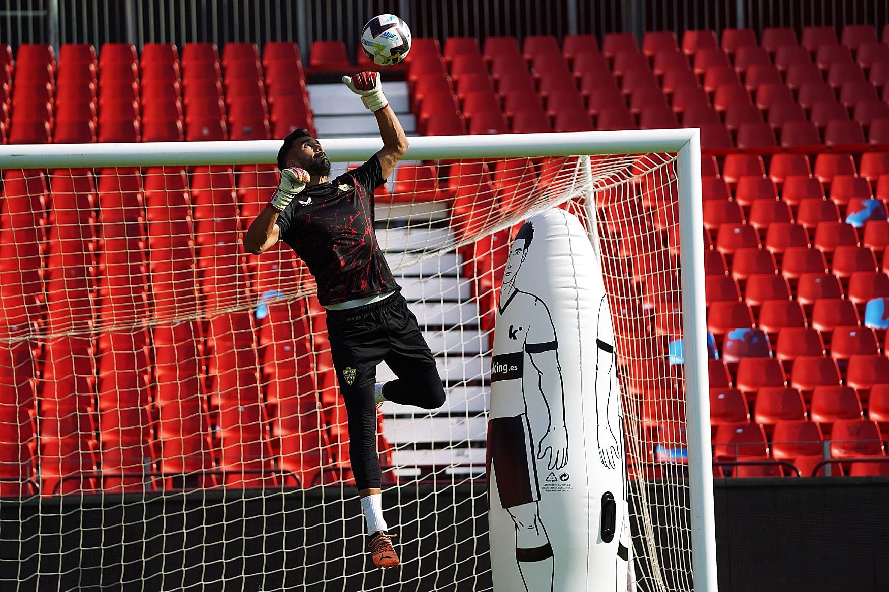 Pacheco en su etapa de jugador del Almería.