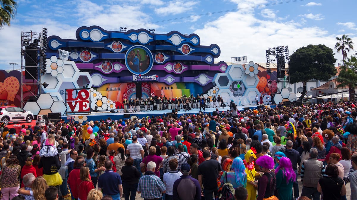 El juez prohíbe la celebración del Carnaval en La Isleta y condena al Ayuntamiento a indemnizar a los vecinos por el ruido