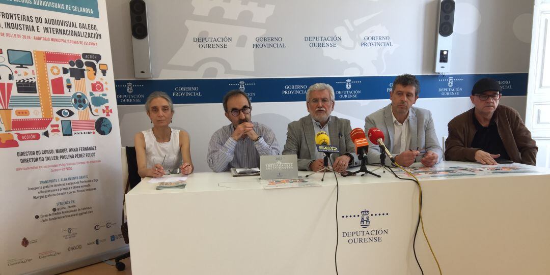 De izquierda a derecha: Ana Torrado, Xavier Casares, Roseno Fernández, Antonio Puga y Miguel Anxo Fernández