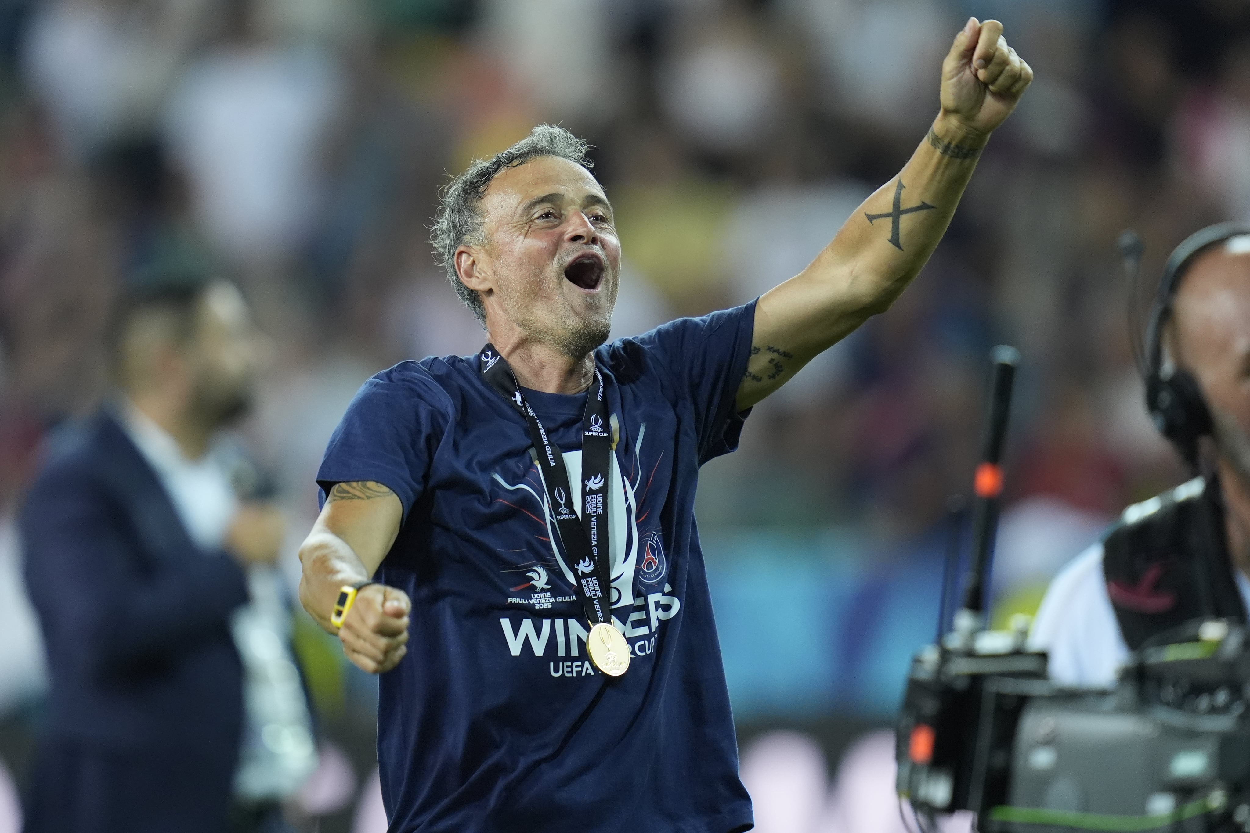 Luis Enrique celebra un título con el PSG