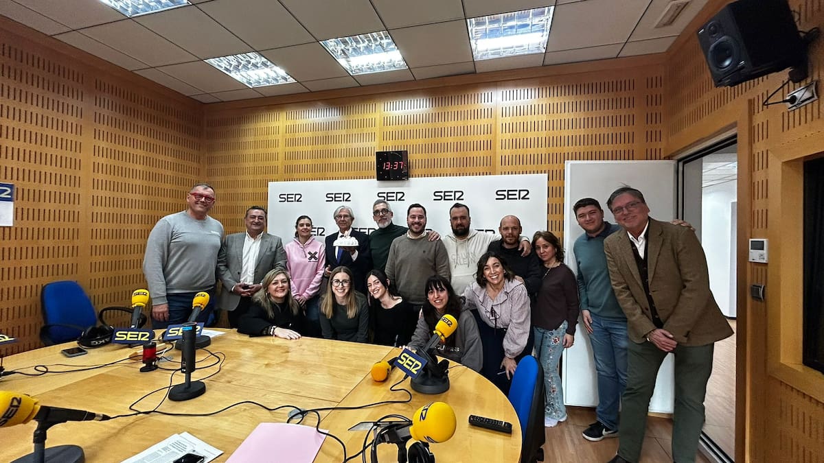 Radio Murcia homenajea al magistrado Joaquín Ángel de Domingo en su jubilación tras más de 40 años en la Justicia