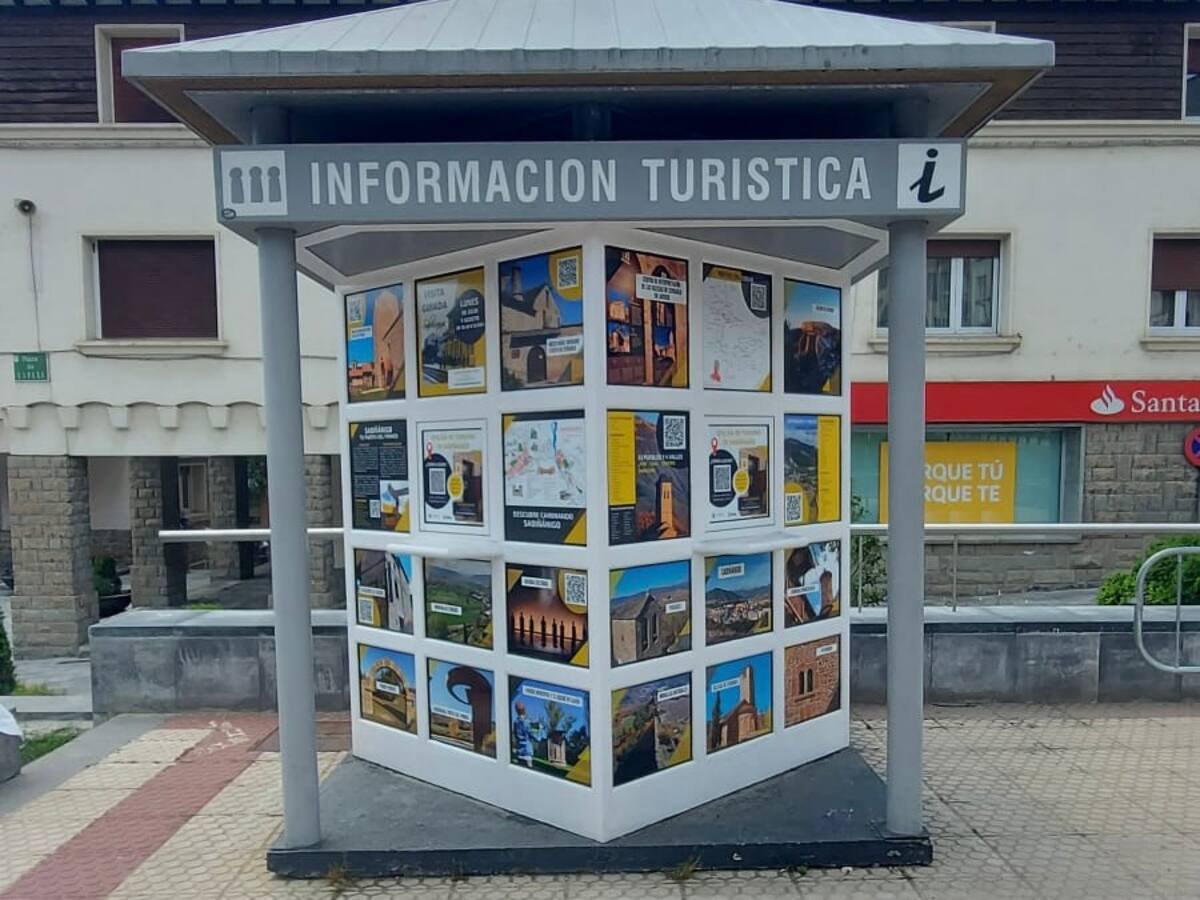 Sabiñánigo reconvierte un antiguo kiosko en un tótem de información turística y cultural