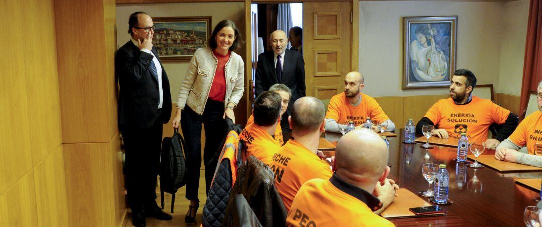 Reunión en A Coruña de la ministra de Industria, Comercio y Turismo, Reyes Marot