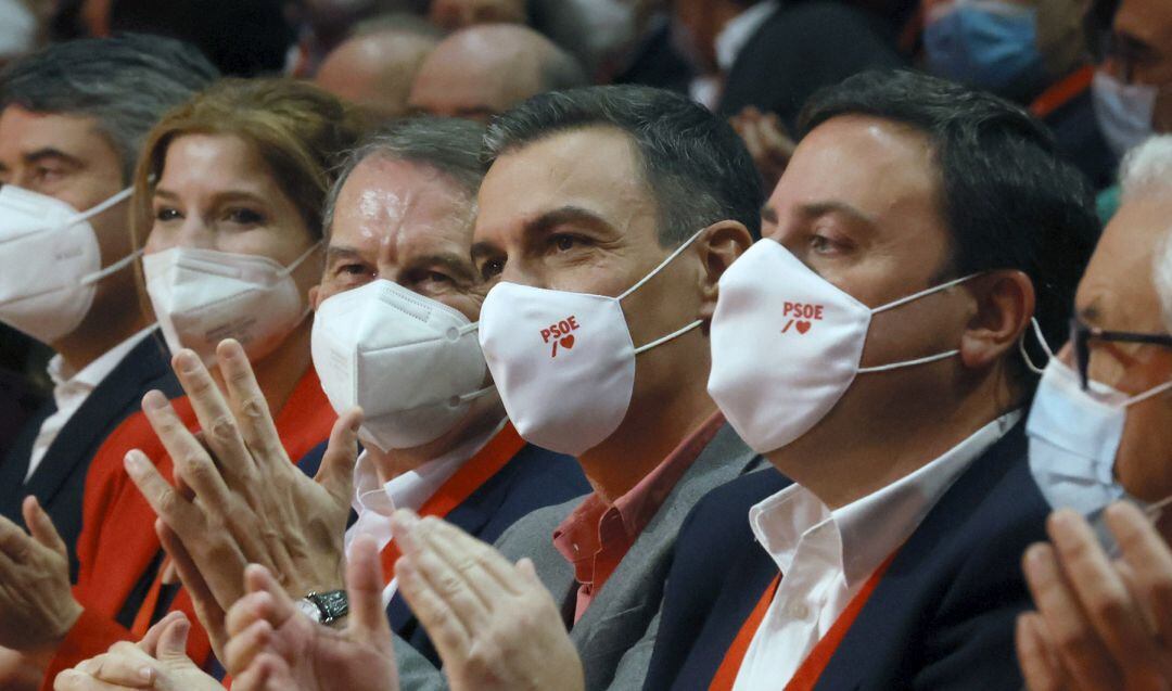 Abel Caballero junto a Sánchez