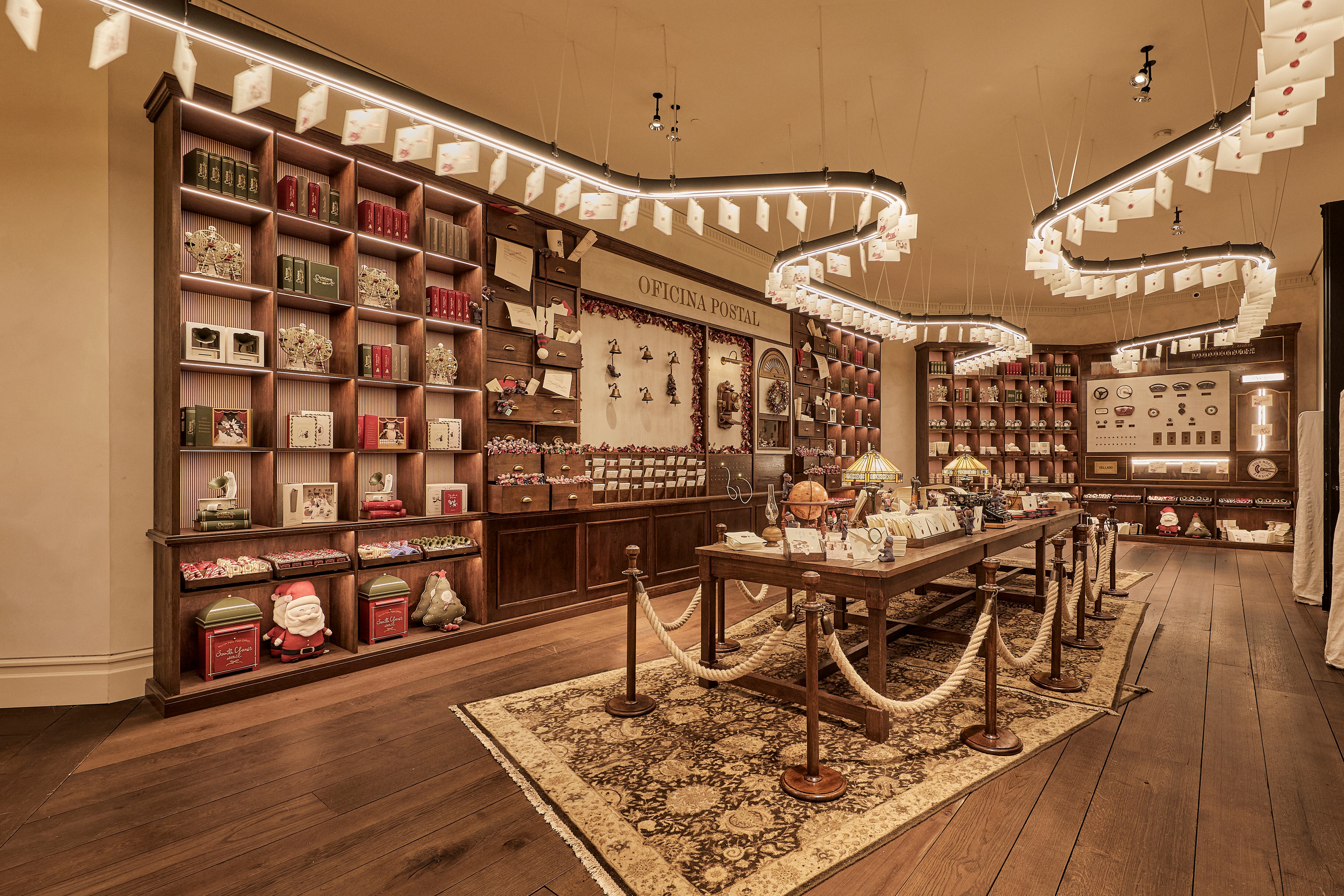 Zara inaugura su Pop Navideña en A Coruña