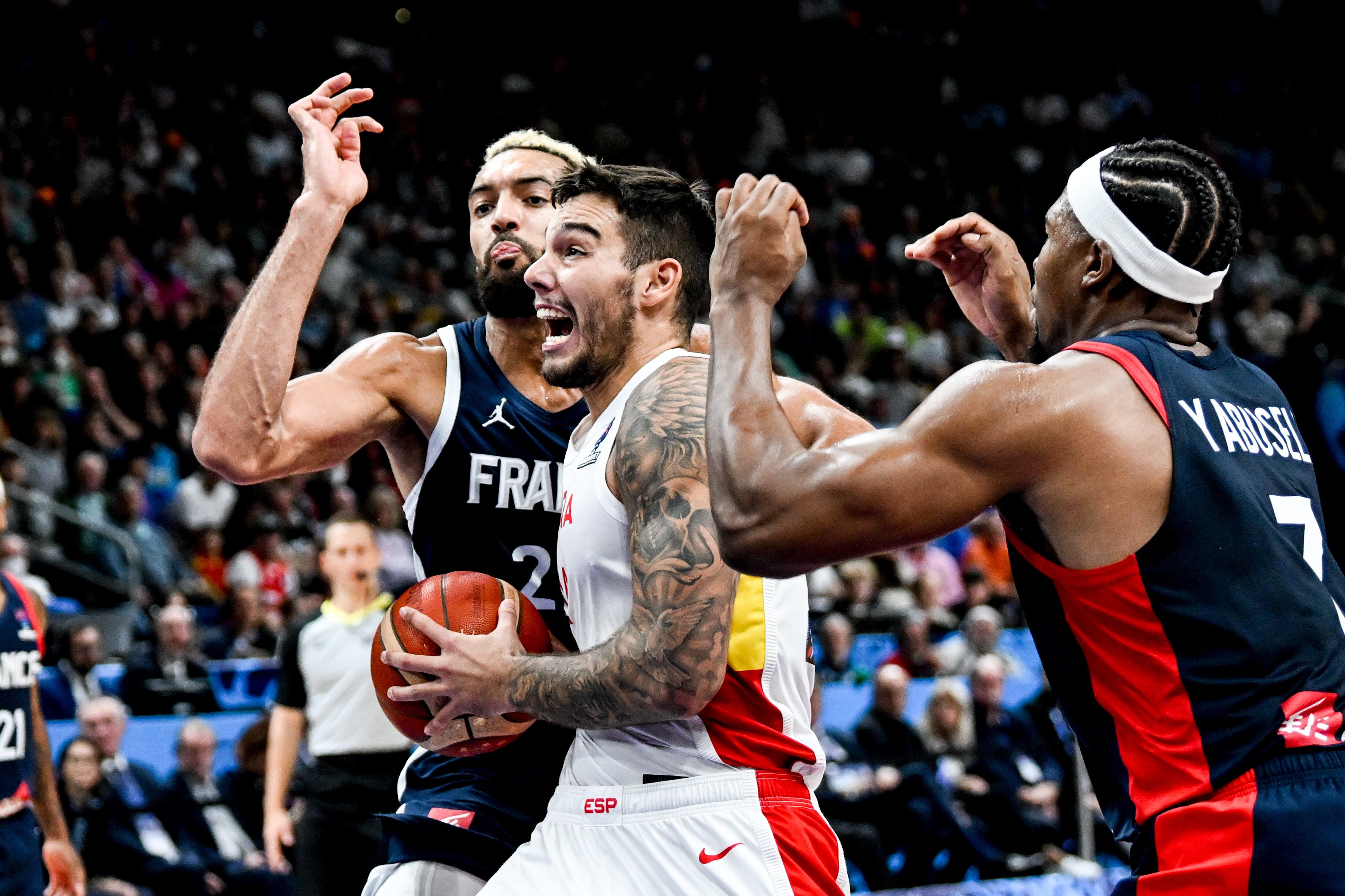 Willy Hernangómez, durante una acción en la final del Eurobasket ante Francia