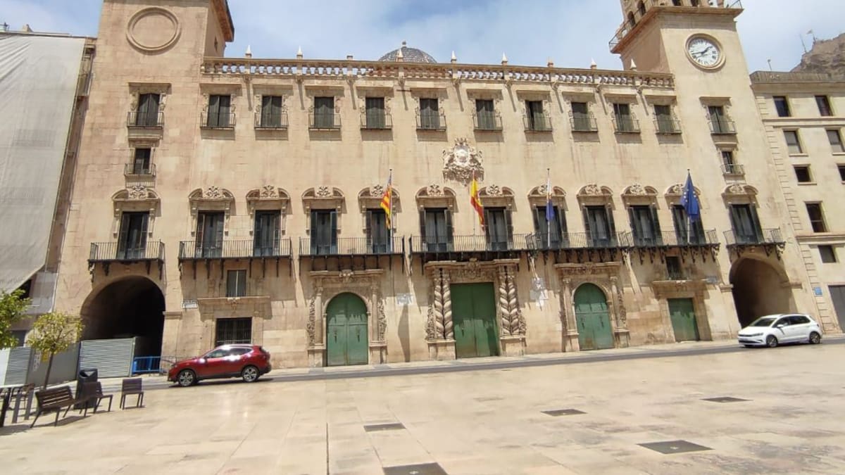 Alicante dejará de ingresar 3,8 millones de euros con la reforma del impuesto de plusvalías