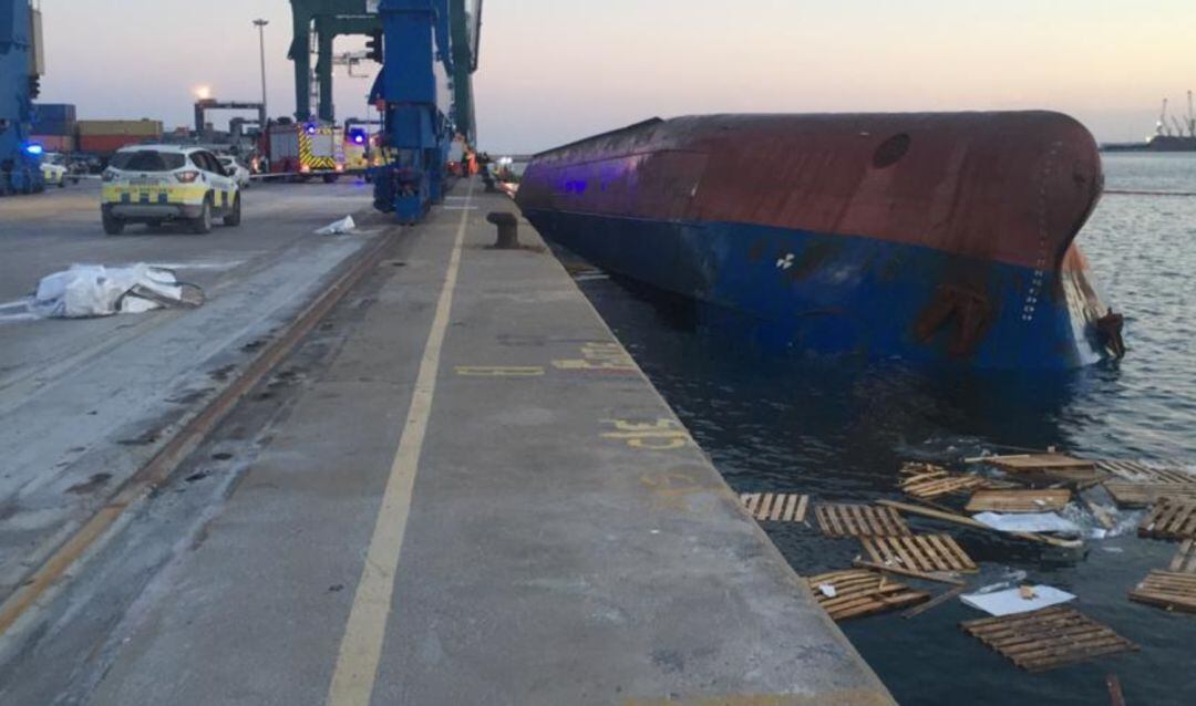 Imagen del buque mercante en el Puerto de Castellón.