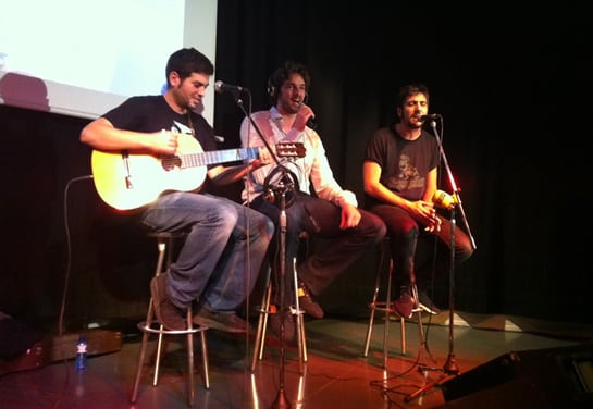 Pau Gasol cantando con los Estopa