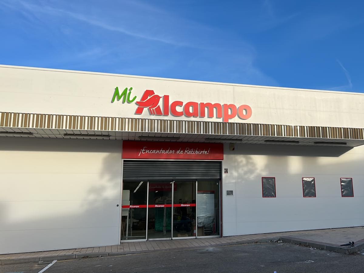 Alcampo estrena este martes en Aranda su segundo supermercado abierto desde la madrugada a la medianoche