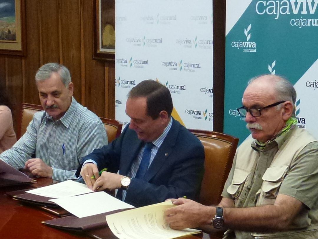 Bermúdez de Castro, Sobremonte y Carbonell, en la renovación del convenio en 2015