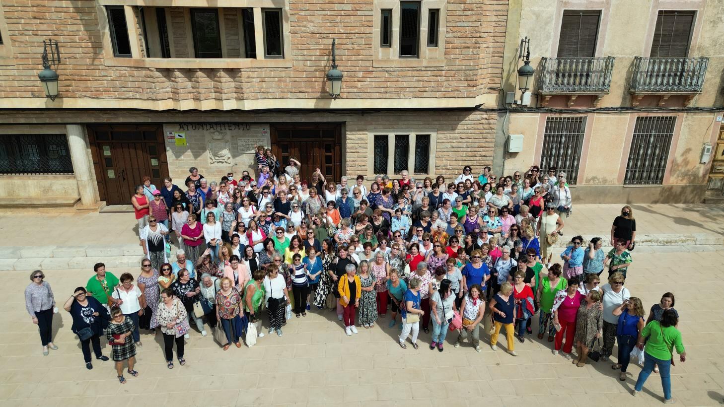 Torre de Juan Abad ha acogido el primero de los encuentros con mujeres, esencialmente en el ámbito rural, que va a mantener el Gobierno regional en los próximos meses