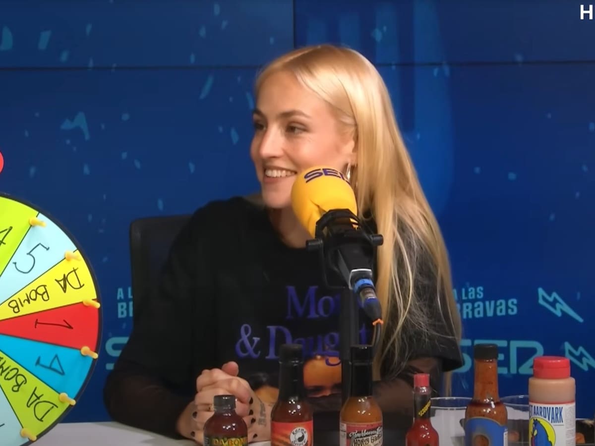 "Se le reventó un pulmón y me pidió firmarle el parte": la anécdota más surrealista que María Escarmiento ha vivido con un fan