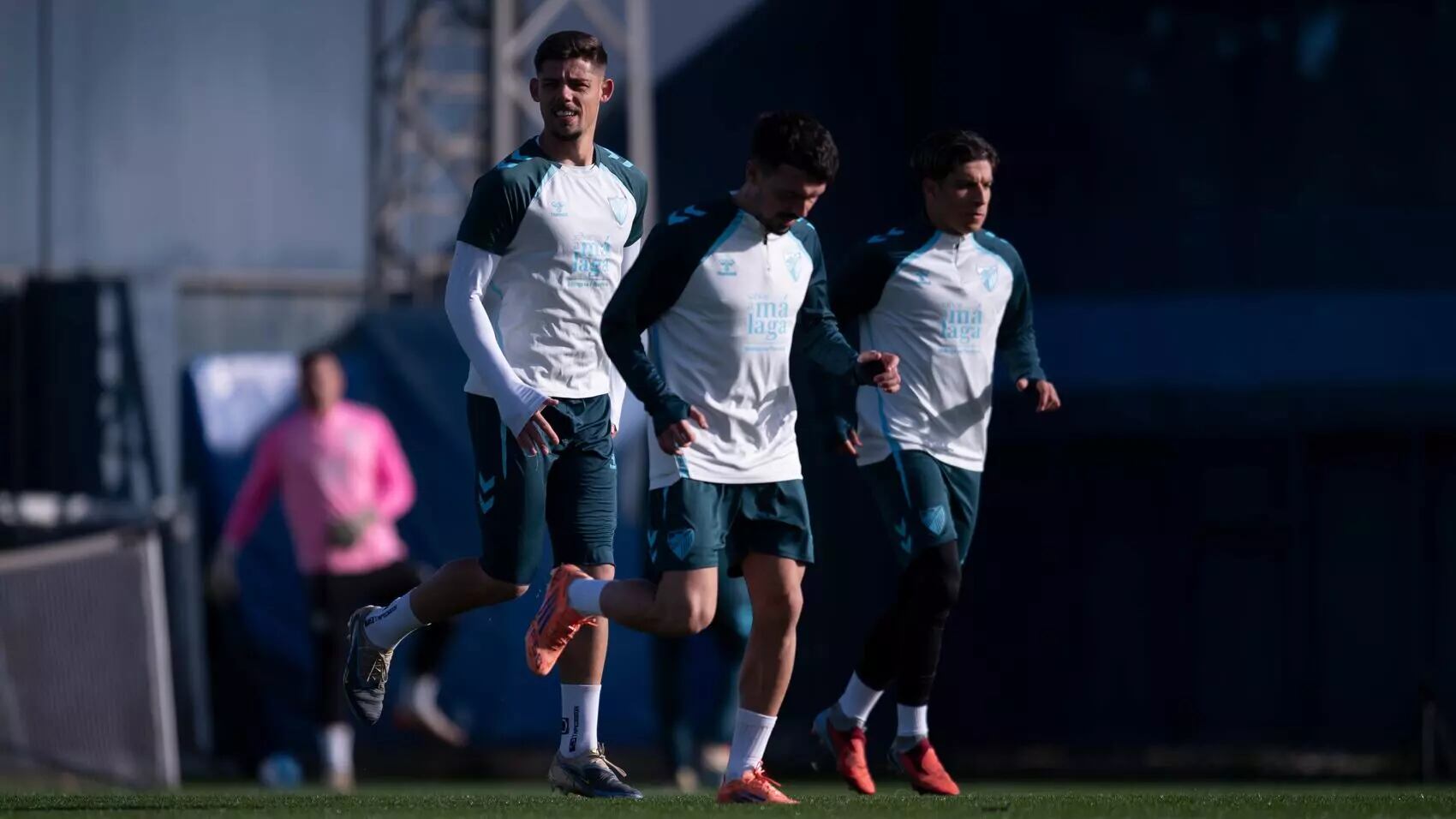 El Málaga realizó el segundo entrenamiento de la semana en el estadio de La Rosaleda