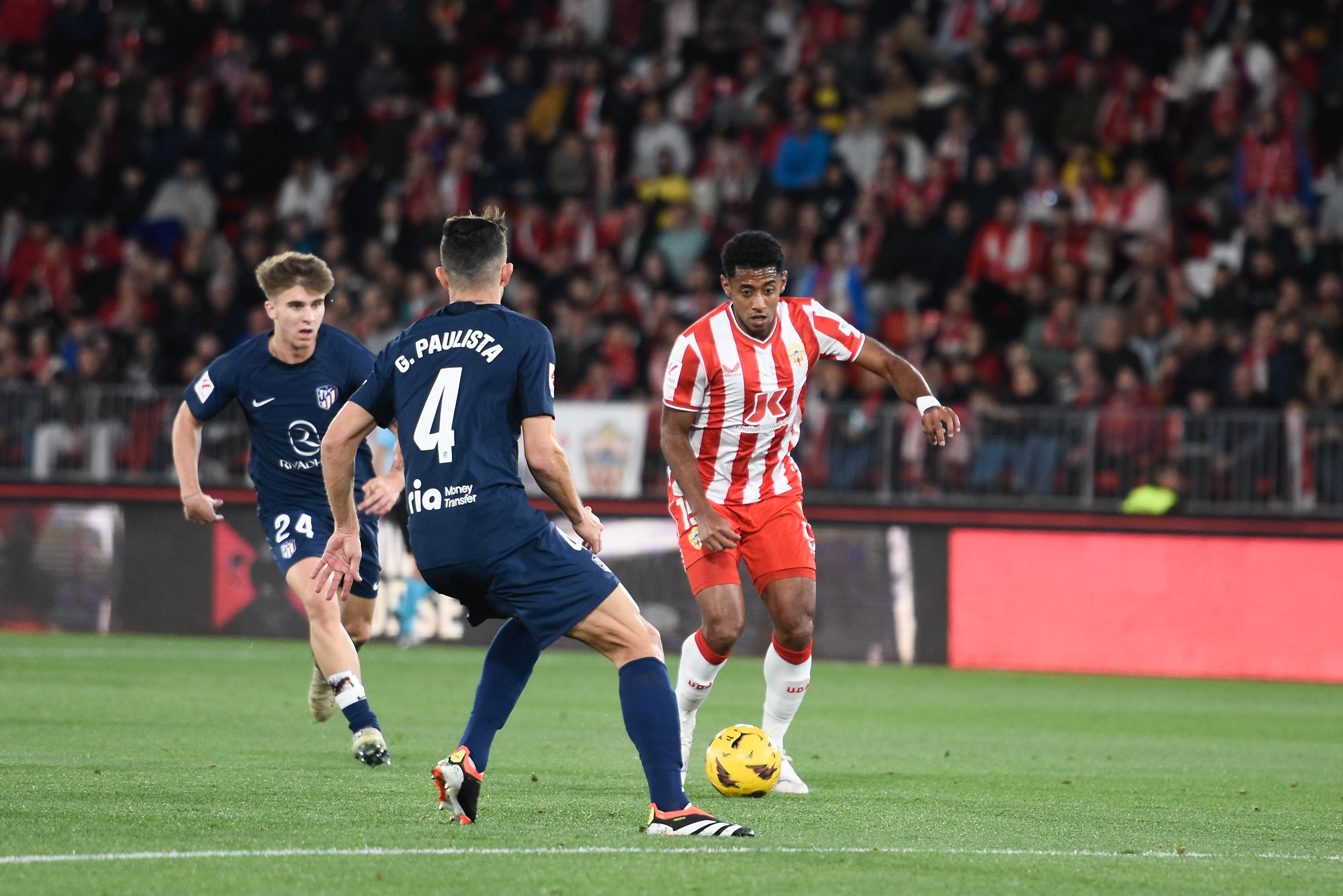 ‘Choco’ Lozano, listo para ser el nueve del Almería ante el Villarreal.