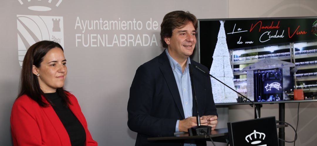 El alcalde, Javier Ayala, ha presentado una programación navideña que contará con más de 80 actividades