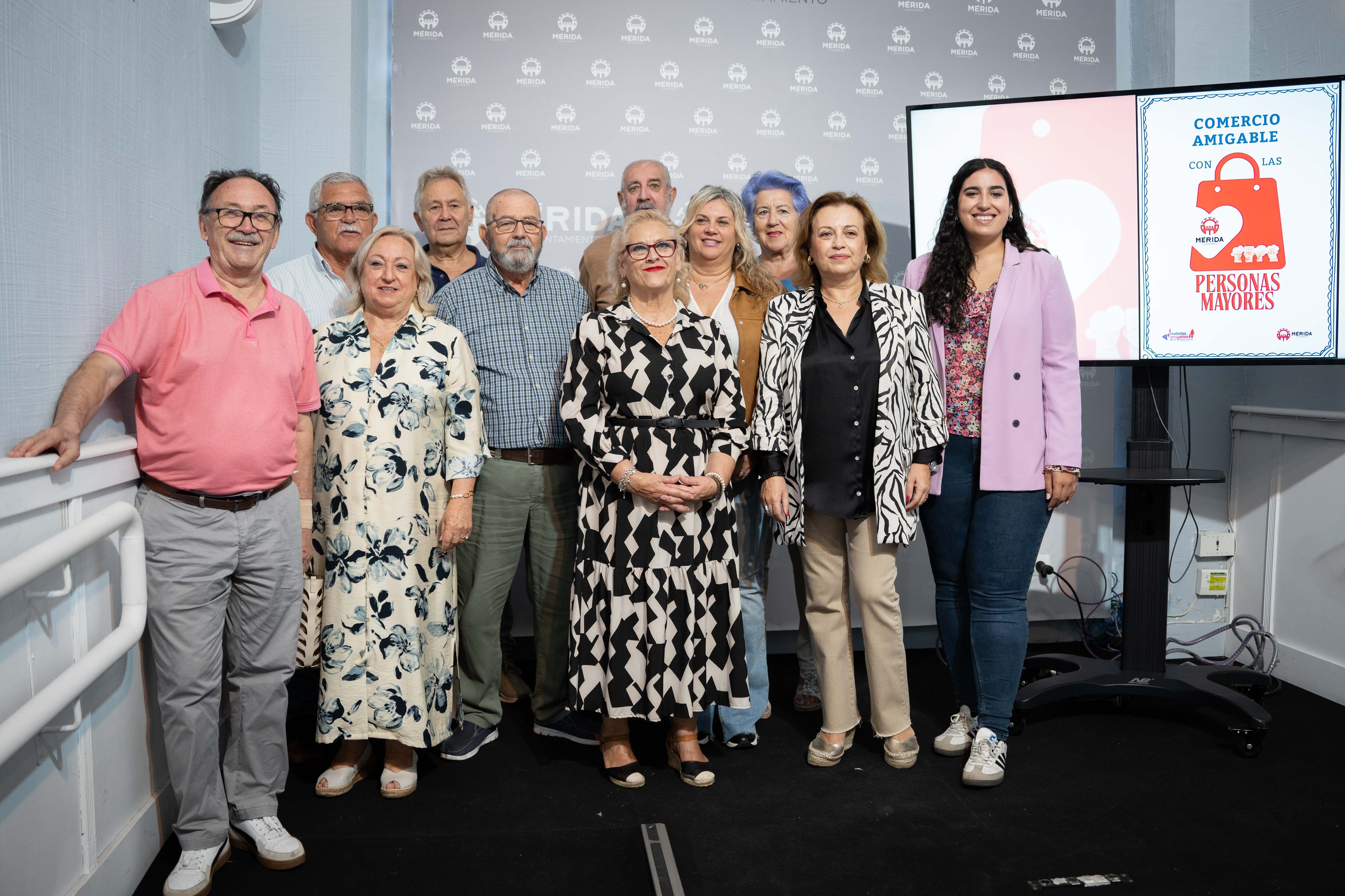 Presentación de la Campaña Comercio Amigable con las Personas Mayores en Mérida