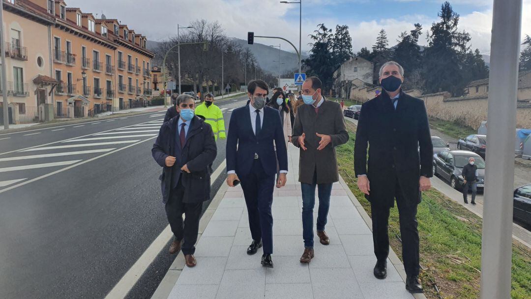 Visita consejero de Fomento y Medio Ambiente a la travesía de La Granja