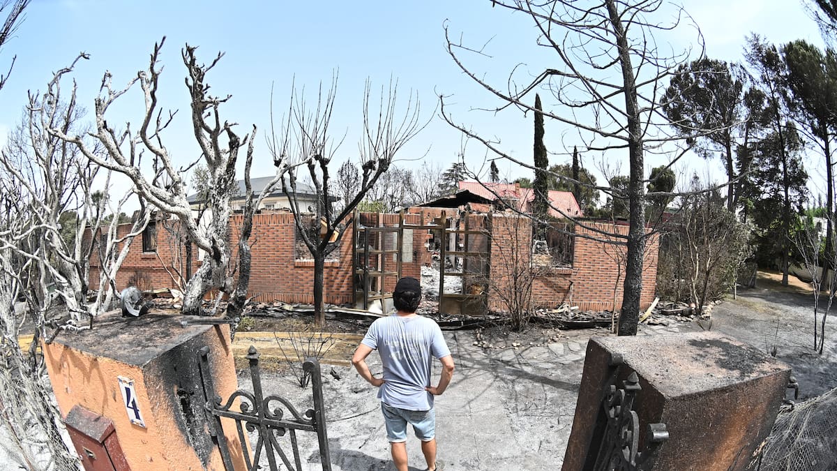 Hablamos con Javier Juárez, teniente de Alcalde de Tres Cantos, sobre la apertura de solicitudes de ayudas para los afectados por el incendio de agosto en la localidad