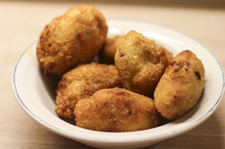 Croquetas caseras de pollo.