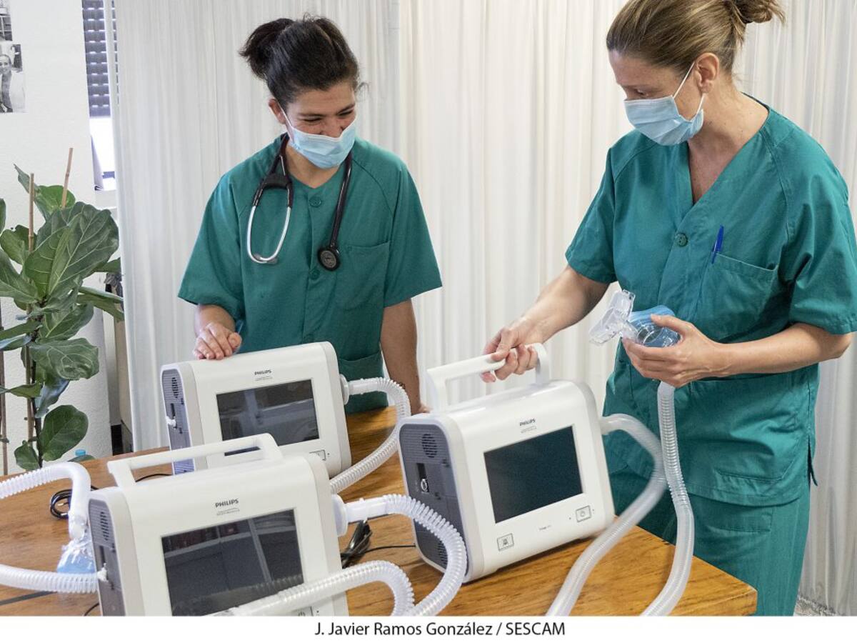 El Hospital de Guadalajara recibe tres nuevos ventiladores para la UCRI