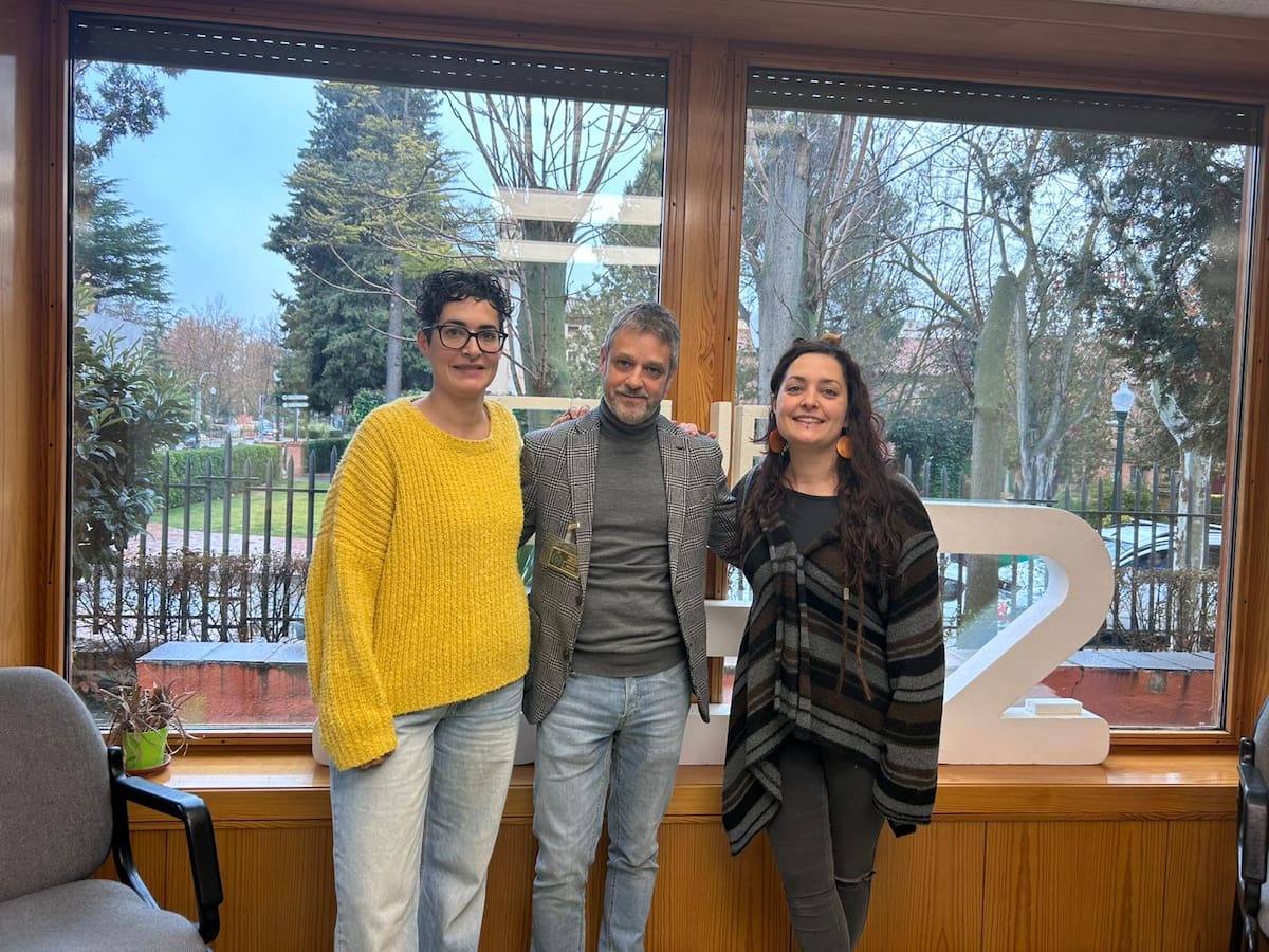 Un programa con perros impulsa la reinserción en el centro penitenciario de Teruel