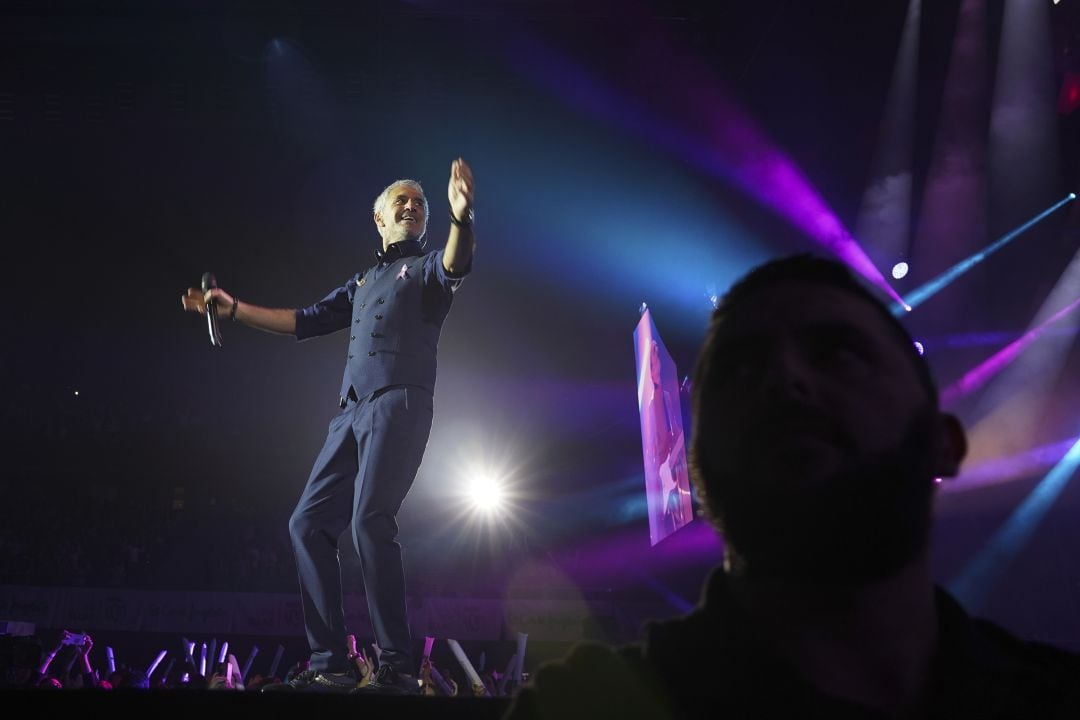 Sergio Dalma durante un concierto. 