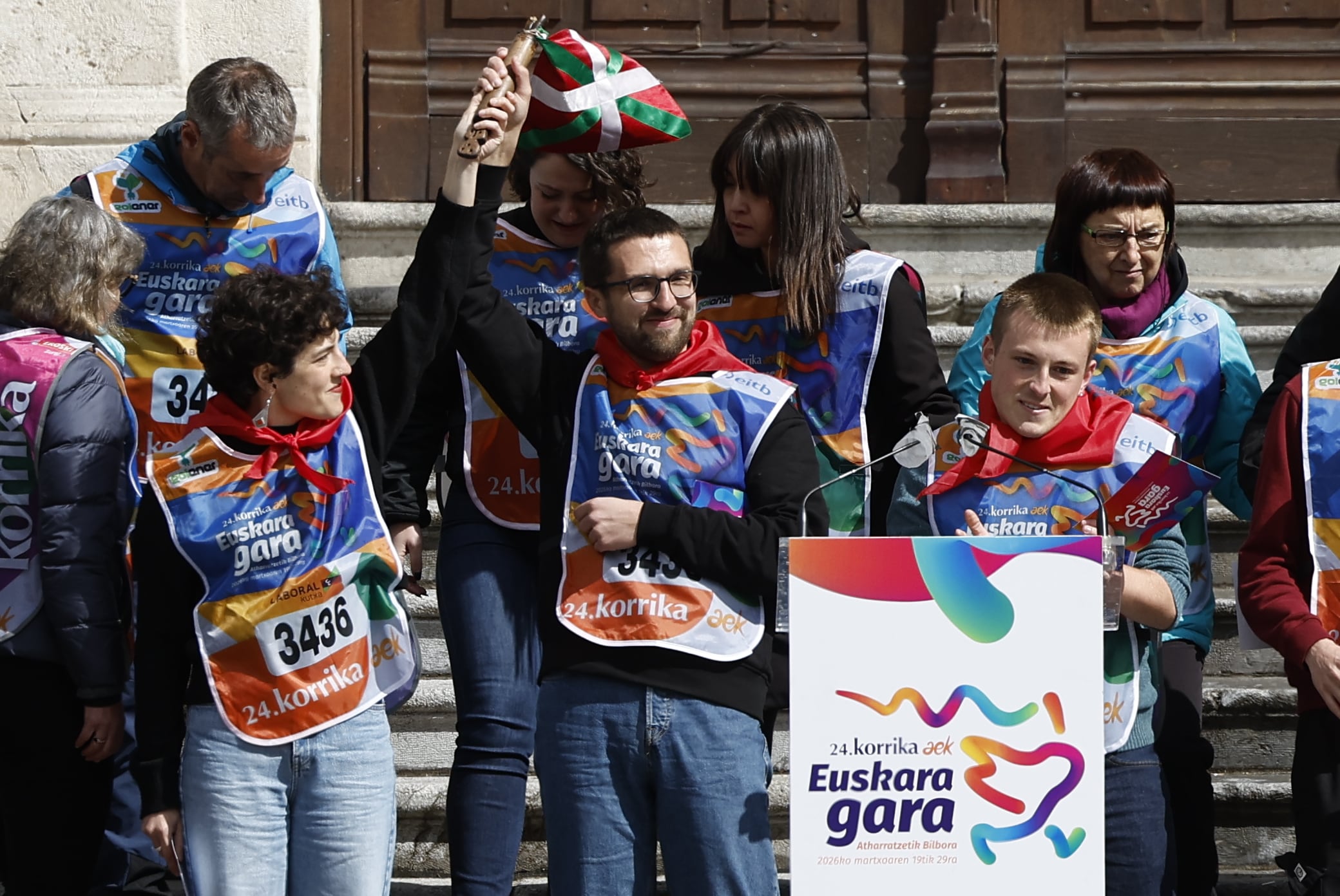 BILBAO, 29/03/2026.- La Korrika 2026, marcada por la polémica tras la exhibición de imágenes de presos de ETA o el "veto" de la organizadora AEK al sindicato CCOO, he terminado este domingo frente el Ayuntamiento de Bilbao. EFE/Miguel Toña