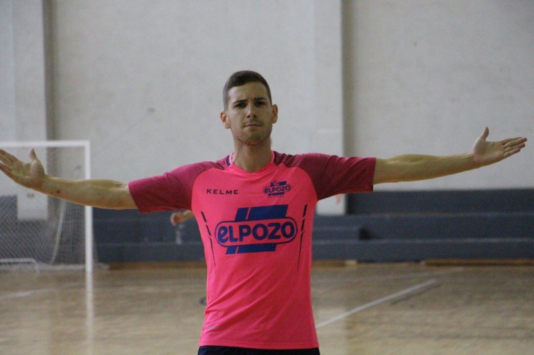 Fernando Aguilera en un entrenamiento con ElPozo Murcia