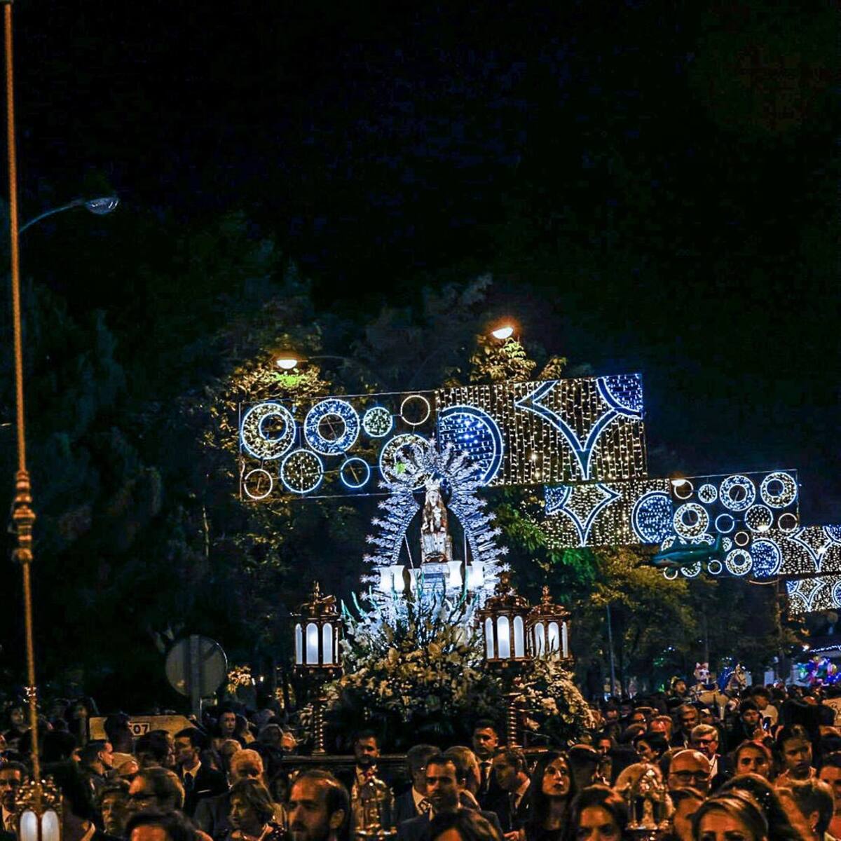 Ganemos Colmenar reclama la neutralidad religiosa del Ayuntamiento y la corporación