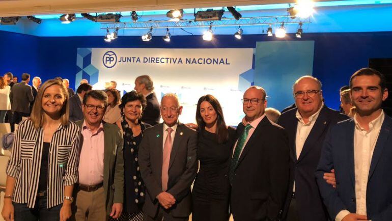 Parte de la delegación almeriense del PP.