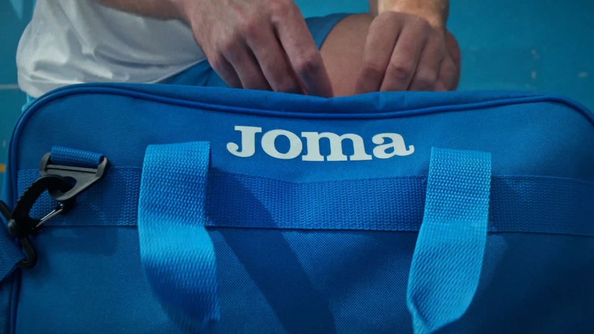 Así ha presentado la Real Sociedad a Joma, su nueva marca para las próximas cinco temporadas