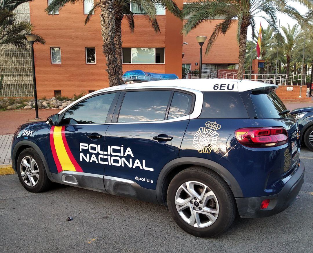 Imagen de archivo de un coche de la Policía Nacional