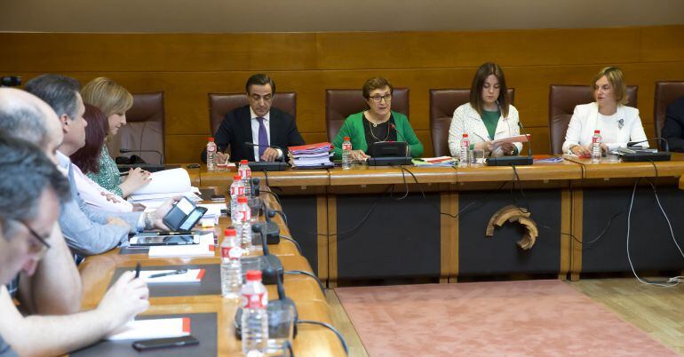 Comisión de Sanidad del Parlamento de Cantabria 