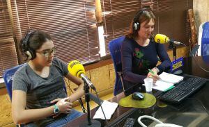 Pepi Díaz y Lucía Castro en los estudios de Radio Bierzo