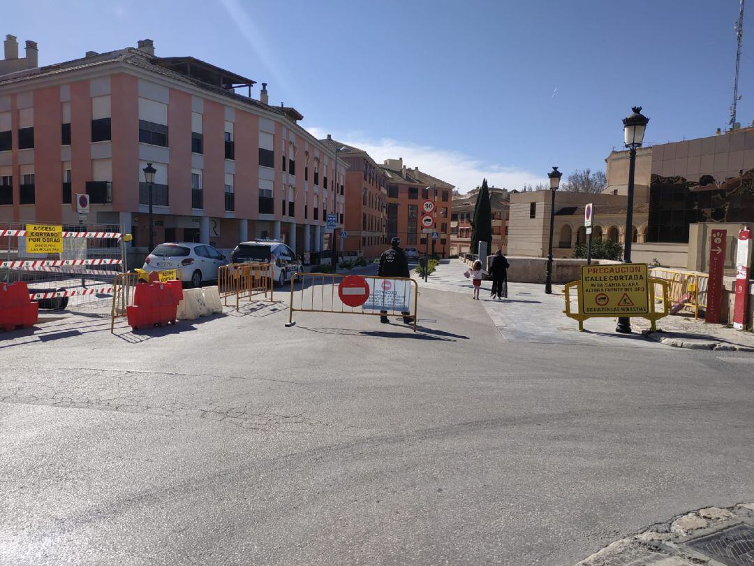 Calle cortada en el municipio de Lorca