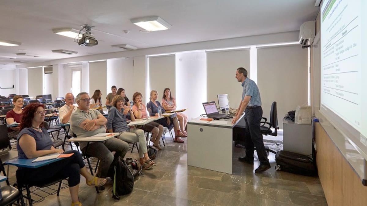 Impulso de nuevas titulaciones académicas de la UV en Gandia
