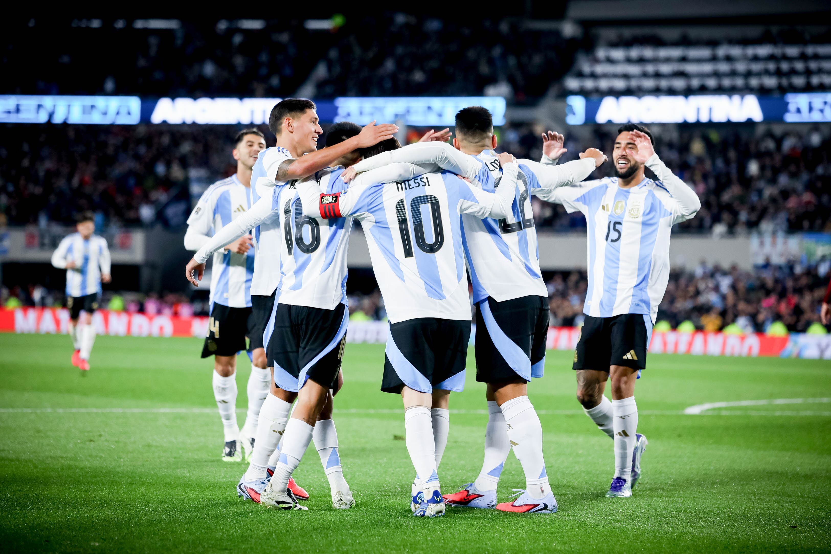 Lionel Messi of Argentina and his teammates celebrate a goal