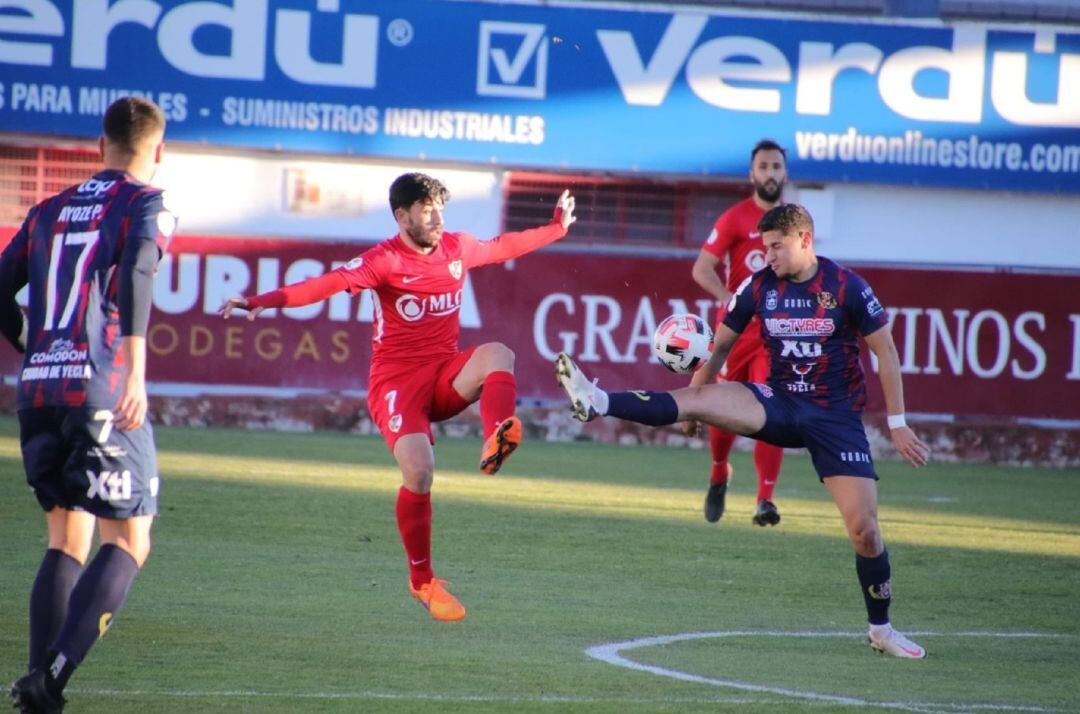 Foto del partido entre Yeclano y Linares