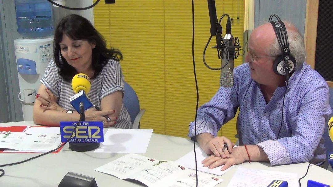 Momento de la entrevista con la candidata de IU, Juana Cazorla