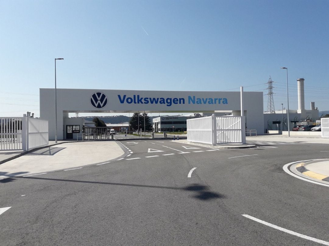 Entrada a la fábrica de Volkswagen en el polígono industrial de Landaben en Pamplona (Navarra).