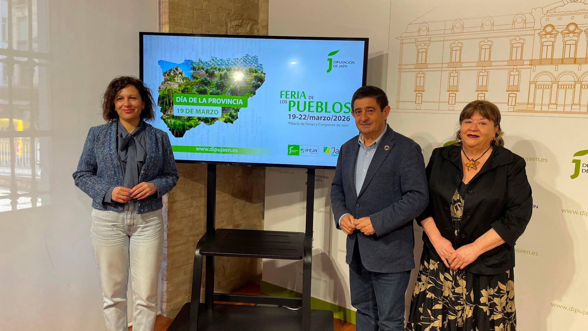 Momento de la presentación de la Feria de los Pueblos el pasado lunes