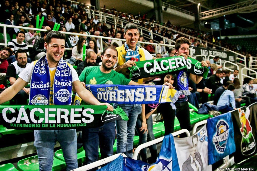 Los triples finales de Muratovic y Zamora llevan al Club Ourense Baloncesto a la gran remontada.