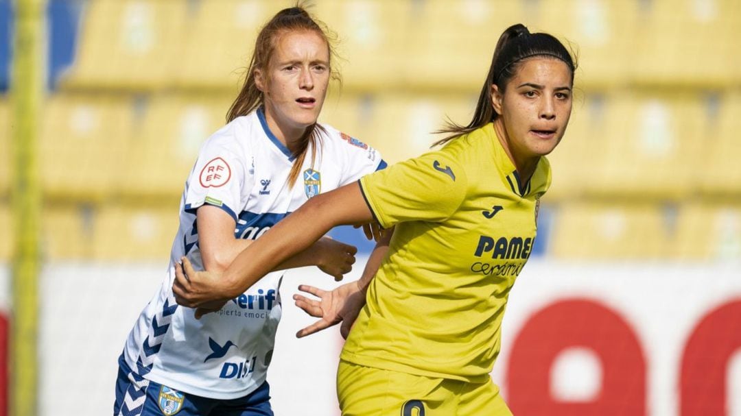 Las jugadoras del Villarreal CF no han lucido el logo de la RFEF en la manga como sí han hecho otros equipos